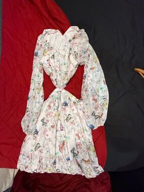 Steve Madden White Floral & Butterfly Cutout Puff Sleeve Mini Dress